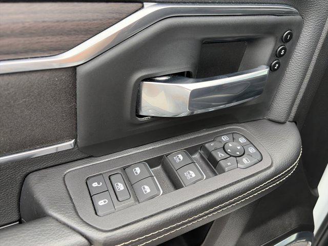 2025 Ram 2500 Laramie Crew Cab 4x4 6'4" Box