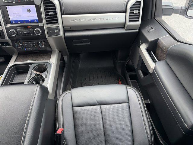 2020 Ford F-350 LARIAT