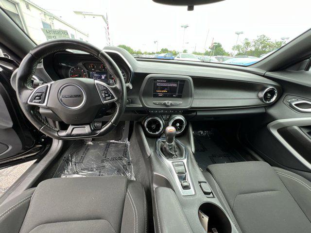 2022 Chevrolet Camaro RWD Coupe LT1