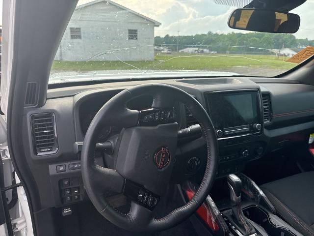2024 Nissan Frontier Crew Cab PRO-4X 4x4