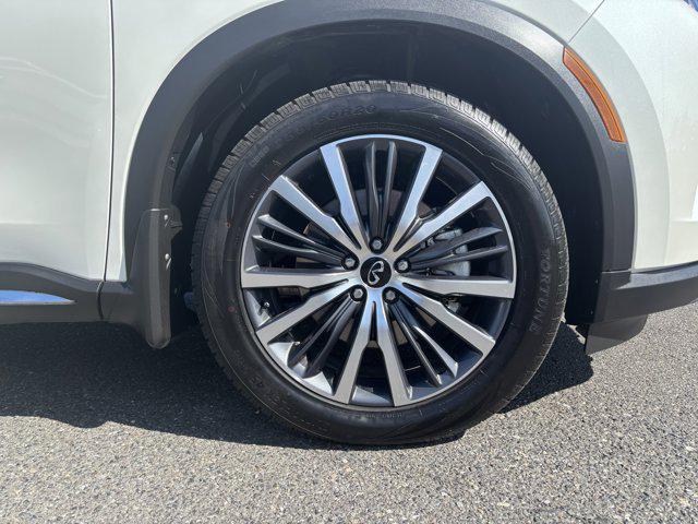 2025 INFINITI QX60 SENSORY AWD