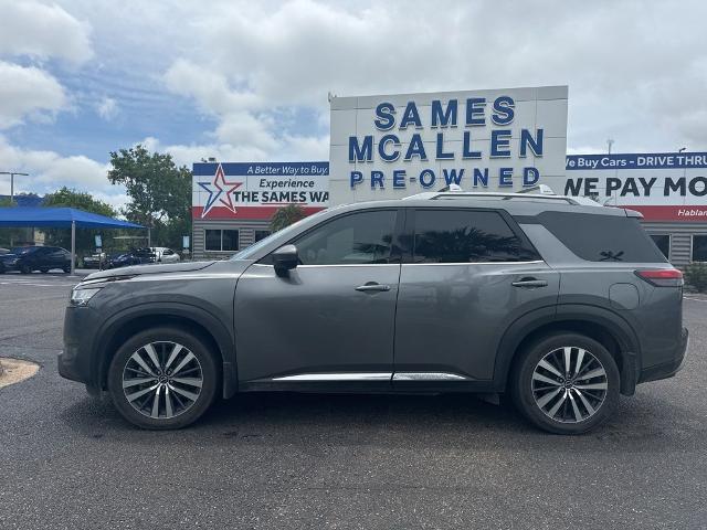 2022 Nissan Pathfinder Platinum 2WD