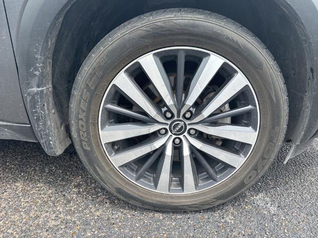 2022 Nissan Pathfinder Platinum 2WD
