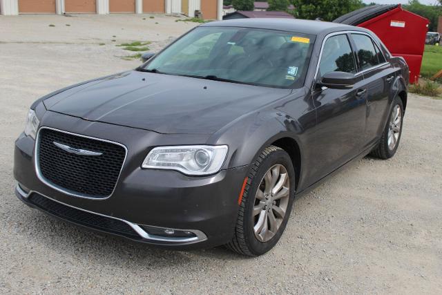2015 Chrysler 300 Limited