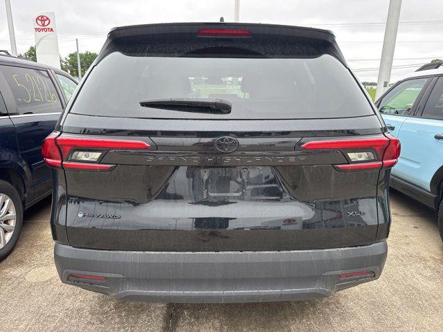 2024 Toyota Grand Highlander Hybrid XLE