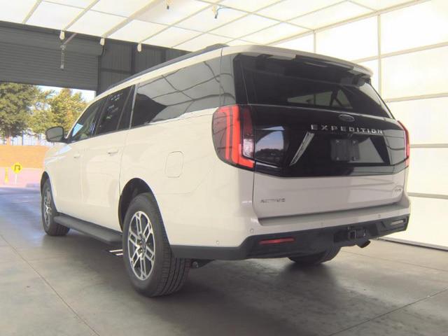 2025 Ford Expedition Active MAX