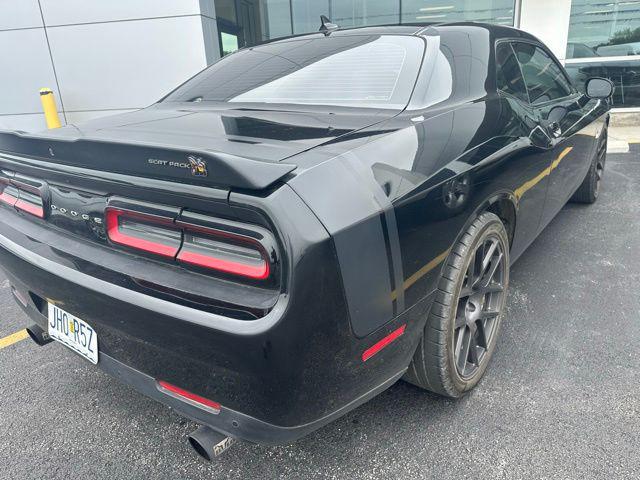 2016 Dodge Challenger R/T Scat Pack