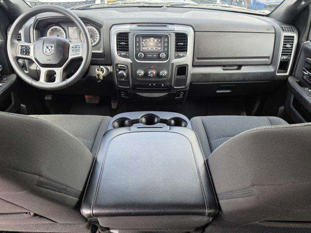 2024 Ram 1500 Classic Warlock Crew Cab 4x2 5'7" Box