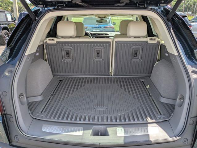 2024 Cadillac XT5 FWD Premium Luxury