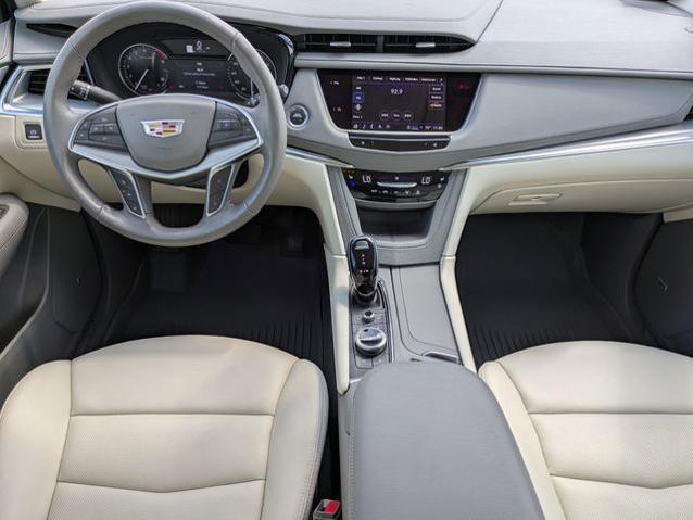 2024 Cadillac XT5 FWD Premium Luxury