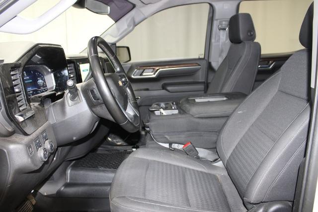 2023 Chevrolet Silverado 1500 4WD Crew Cab Standard Bed LT