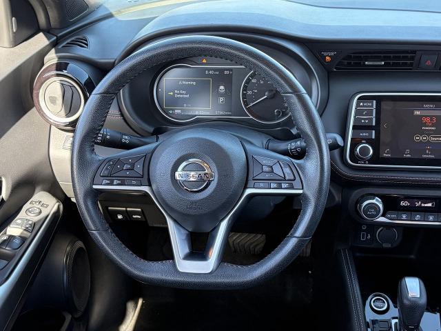 2019 Nissan Kicks SR