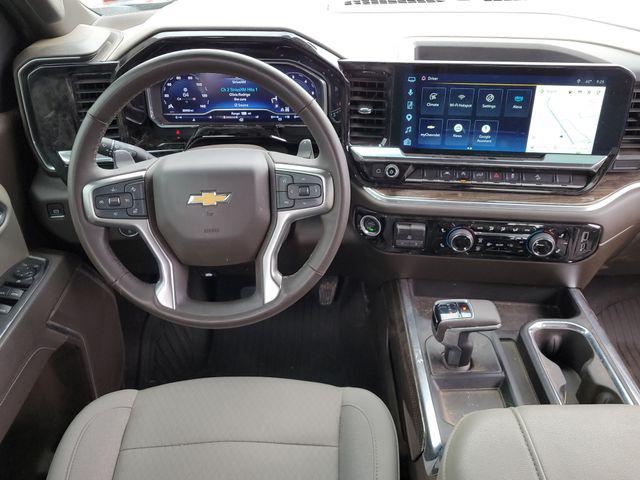 2025 Chevrolet Silverado 1500 4WD Crew Cab Standard Bed LT