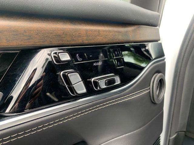 2022 Jeep Grand Wagoneer Series I 4x4