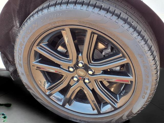 2022 Ford Edge ST-Line