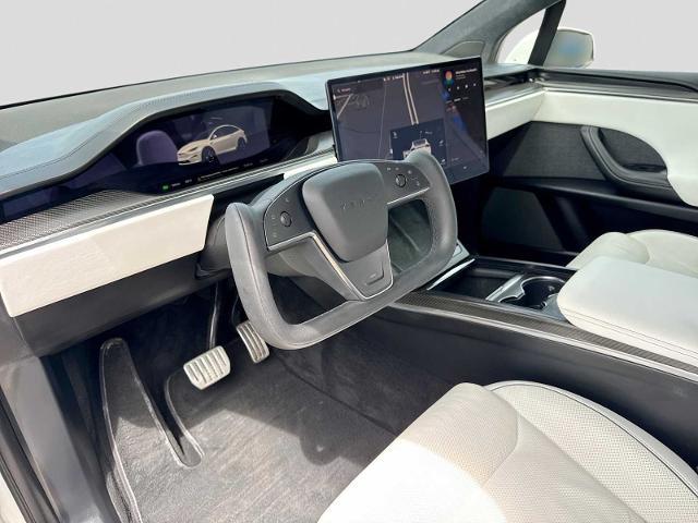 2022 Tesla Model X Plaid Tri Motor All-Wheel Drive