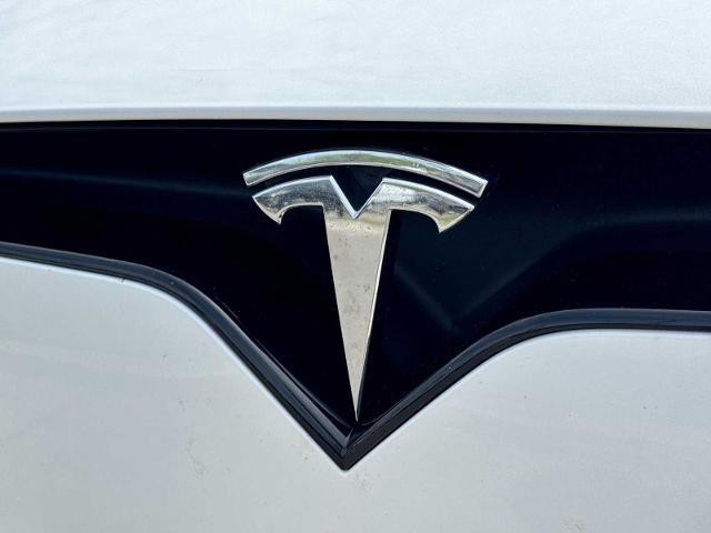 2022 Tesla Model X Plaid Tri Motor All-Wheel Drive