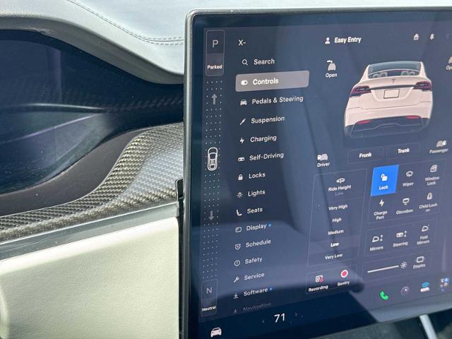 2022 Tesla Model X Plaid Tri Motor All-Wheel Drive
