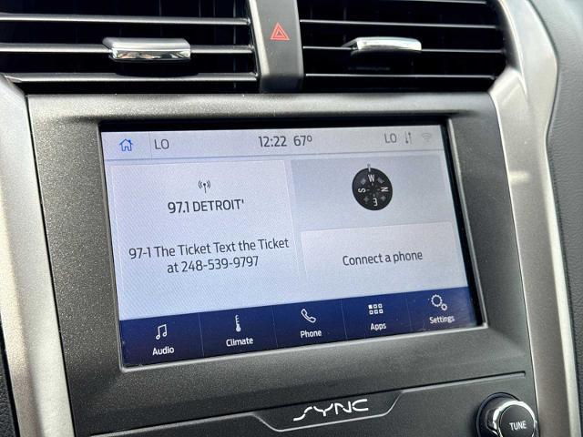 2020 Ford Fusion SE