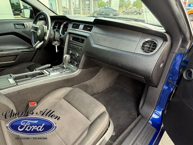 2013 Ford Mustang V6