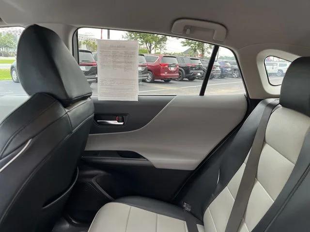 2023 Toyota Venza LE