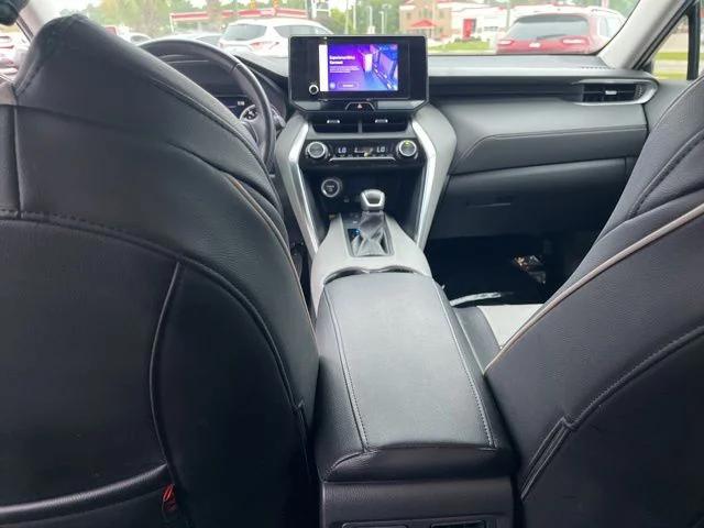 2023 Toyota Venza LE
