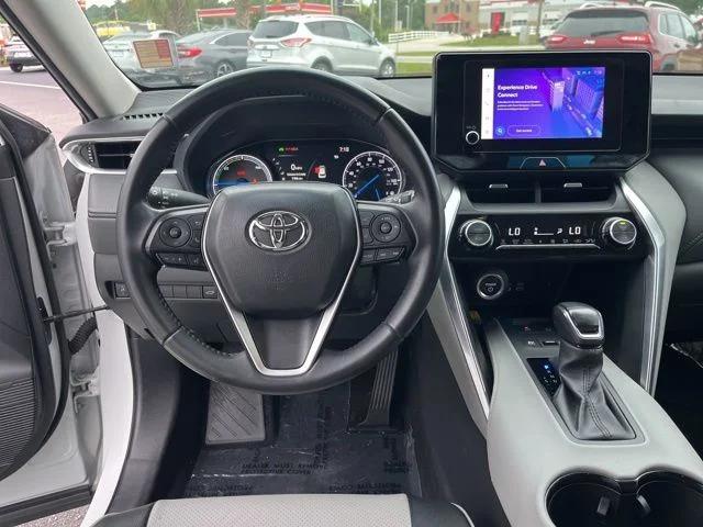 2023 Toyota Venza LE