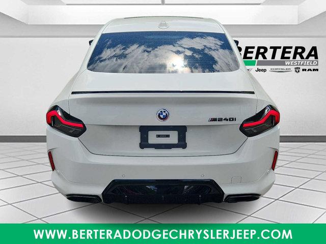 2025 BMW M240 i xDrive