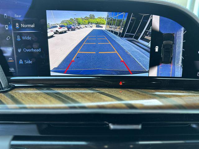 2023 Cadillac Escalade ESV 4WD Sport Platinum