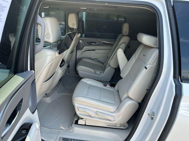 2023 Cadillac Escalade ESV 4WD Sport Platinum
