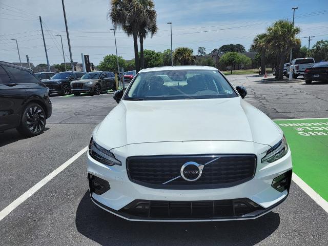 2021 Volvo S60 T5 Momentum