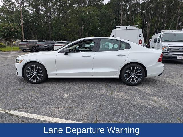 2021 Volvo S60 T5 Momentum