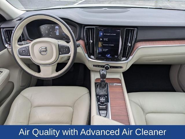 2021 Volvo S60 T5 Momentum