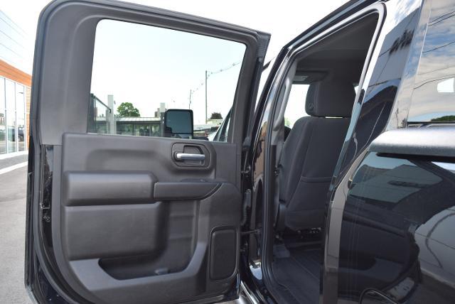2024 Chevrolet Silverado 2500HD 4WD Crew Cab Standard Bed Custom