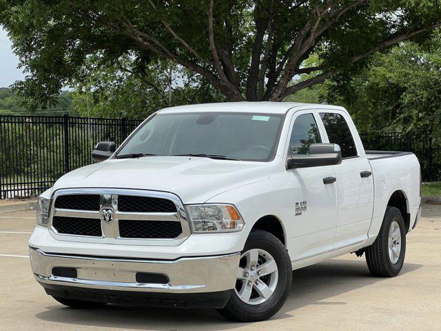 2023 Ram 1500 Classic SLT Crew Cab 4x2 5'7" Box