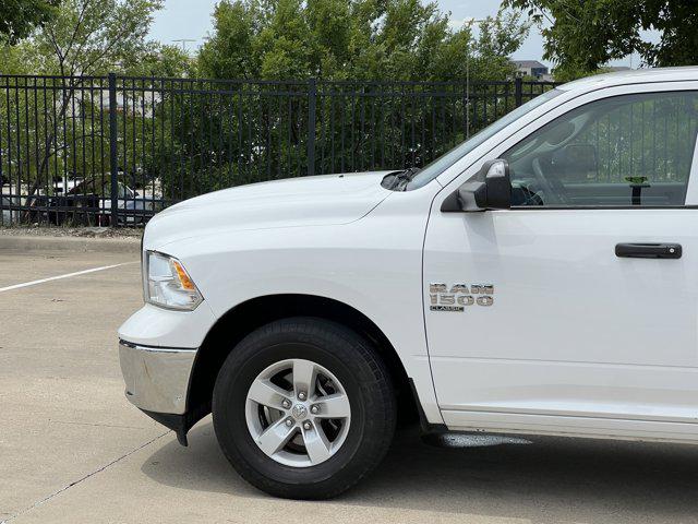 2023 Ram 1500 Classic SLT Crew Cab 4x2 5'7" Box
