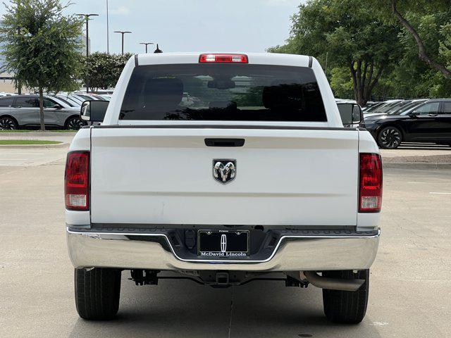 2023 Ram 1500 Classic SLT Crew Cab 4x2 5'7" Box