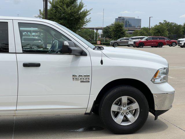 2023 Ram 1500 Classic SLT Crew Cab 4x2 5'7" Box