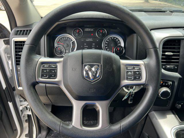 2023 Ram 1500 Classic SLT Crew Cab 4x2 5'7" Box
