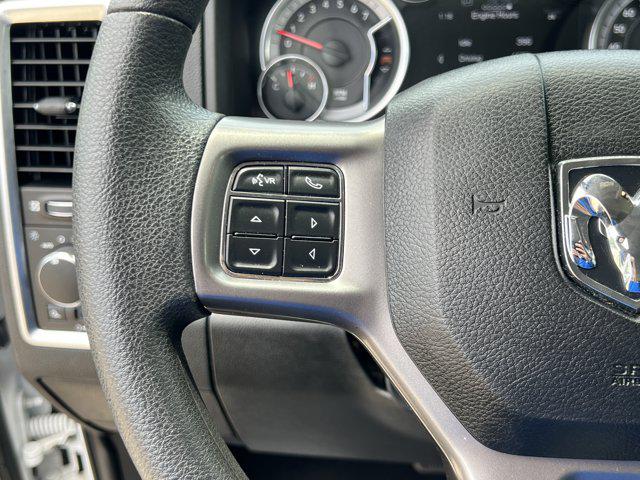 2023 Ram 1500 Classic SLT Crew Cab 4x2 5'7" Box