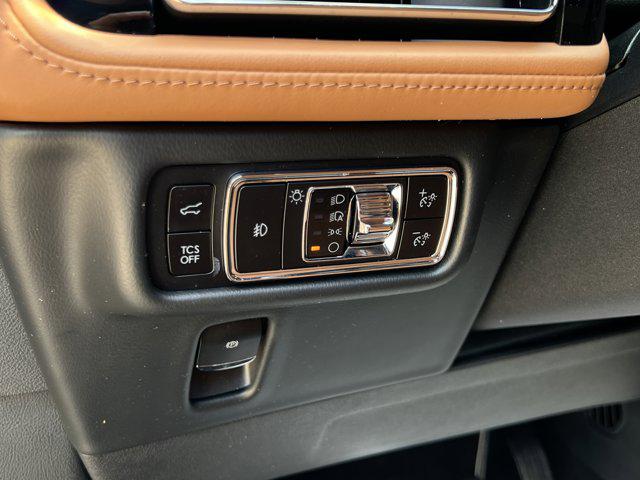 2023 Lincoln Nautilus Black Label