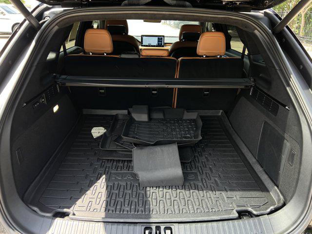2023 Lincoln Nautilus Black Label