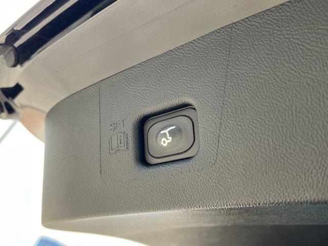 2023 Lincoln Nautilus Black Label