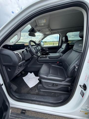 2025 Ford Expedition Platinum MAX