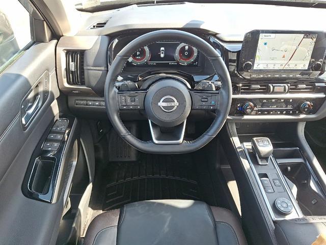 2025 Nissan Pathfinder Platinum 4WD