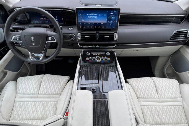 2024 Lincoln Navigator Black Label