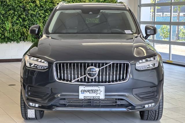 2022 Volvo XC90 T6 Momentum 7 Passenger