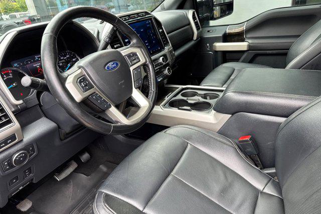 2022 Ford F-350 LARIAT