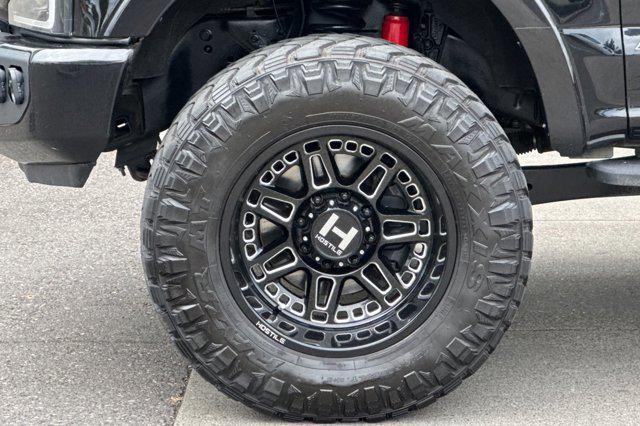 2022 Ford F-350 LARIAT