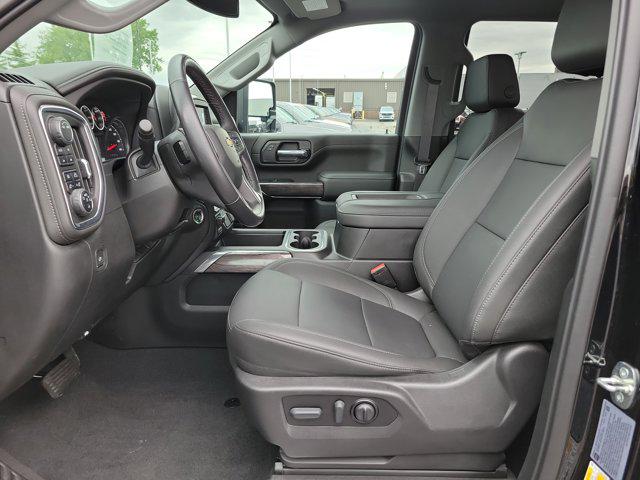 2022 Chevrolet Silverado 2500HD 4WD Crew Cab Standard Bed LTZ